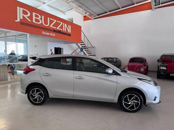 TOYOTA YARIS 1.5 16V FLEX XLS CONNECT MULTIDRIVE TOYOTA YARIS 1.5 16V FLEX XLS CONNECT MULTIDRIVE